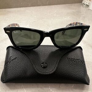 Ray-Ban Black Sunglasses with Green Lenses and Tortoiseshell Temples